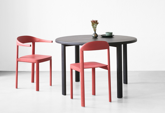 Stattmann Curv Table Round 26373