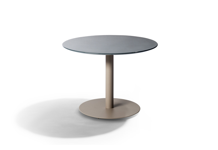 T Tabl H 67Cm Dia 90Cm