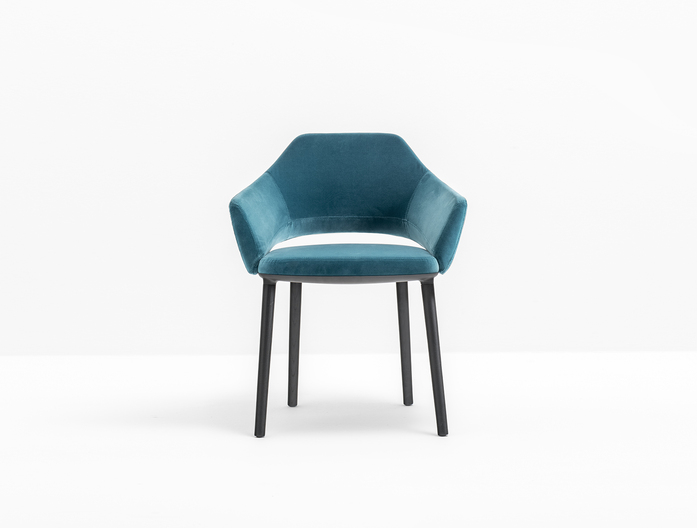 Vic Armchair 645 Slider 2