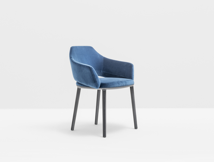 Vic Armchair 645 Slider 4