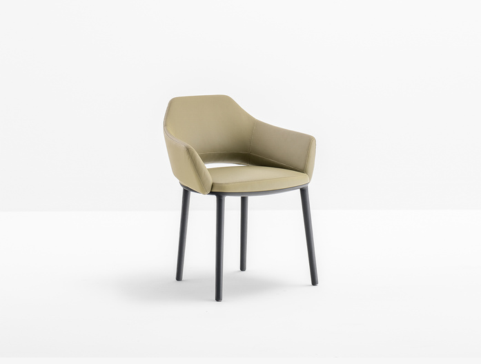 Vic Armchair 645 Slider 9
