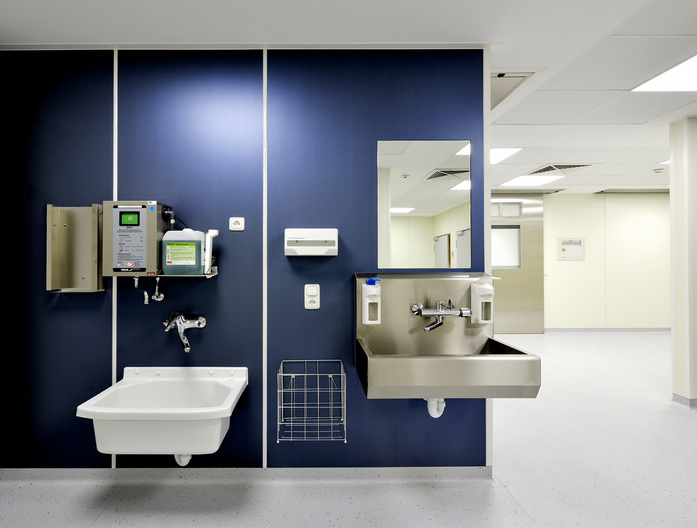 Clean Room Partitions 4