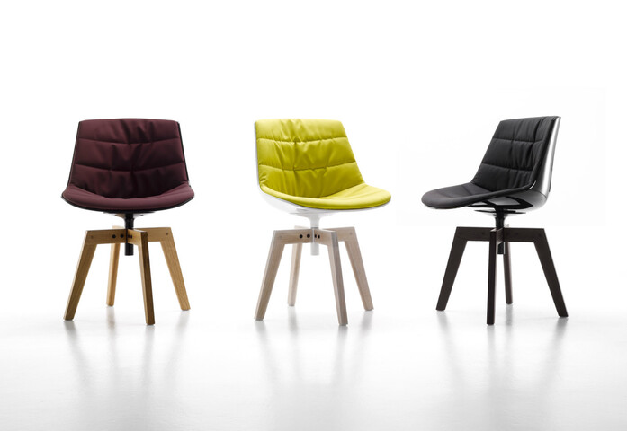 Flow Chair With 4 Legged Oak Base 5