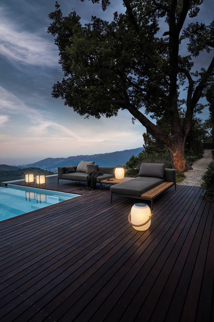 Grid Seating Set 15