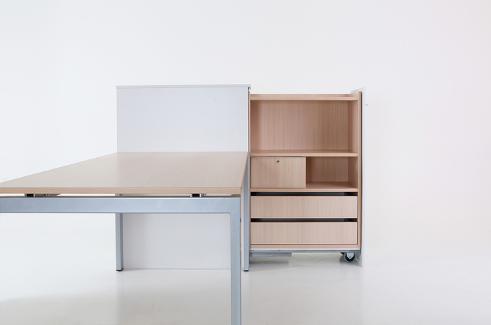 Gumpo Beimoebel Apothekerschrank 007