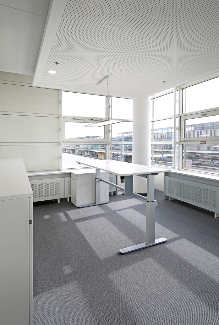 Gumpo Tischsysteme Sitz Steh 004