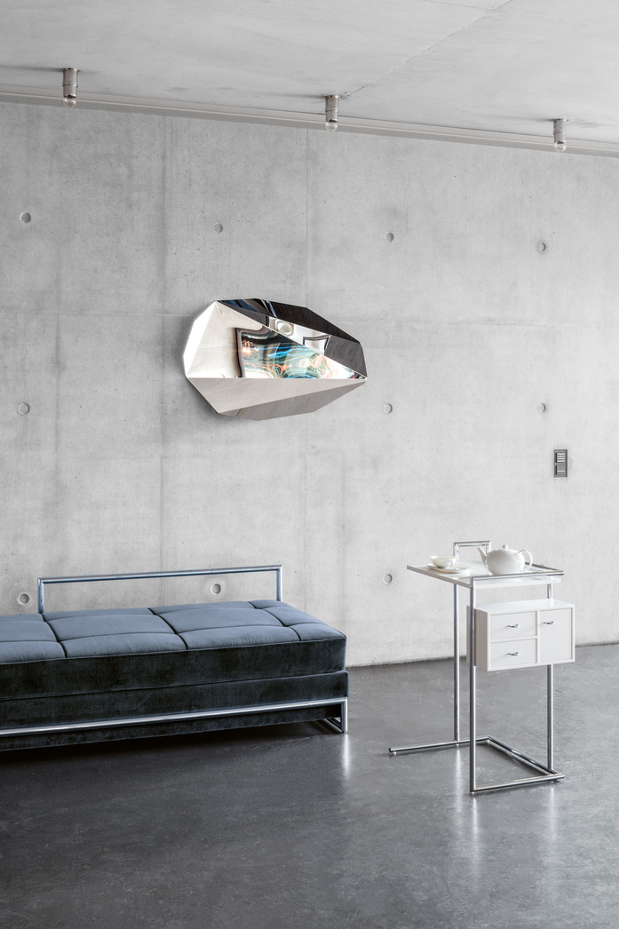 Hassos Day Bed Piega Mirror Medium Petite Coiffeuse