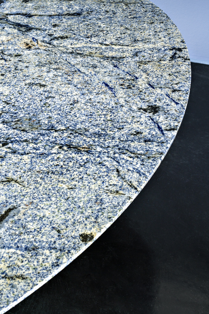 Hassos Pli Table Marble Blue Detail