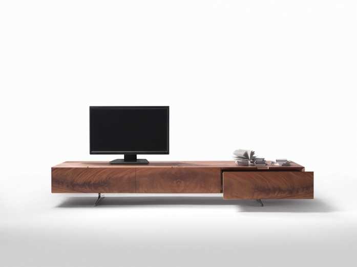 Piuma Fs Front W Tv