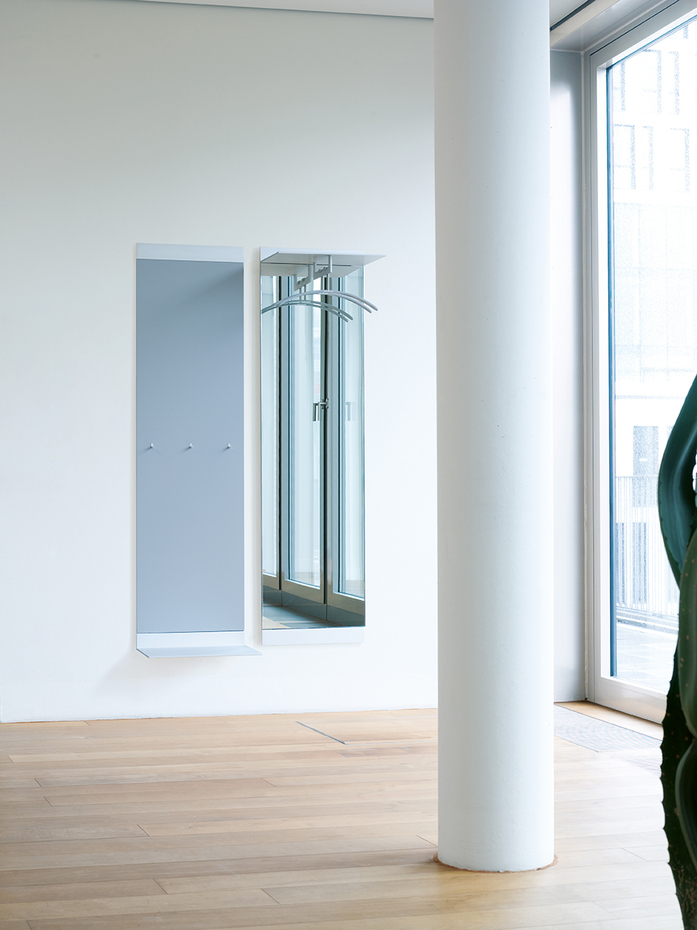 S7 Aluminiumboard Ablage Regal Garderobe Spiegel Steingrau Schoenbuch 7025 Kleiderbuegel Steingrau Am 1