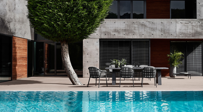 Solpuri Rock Dining Table 02