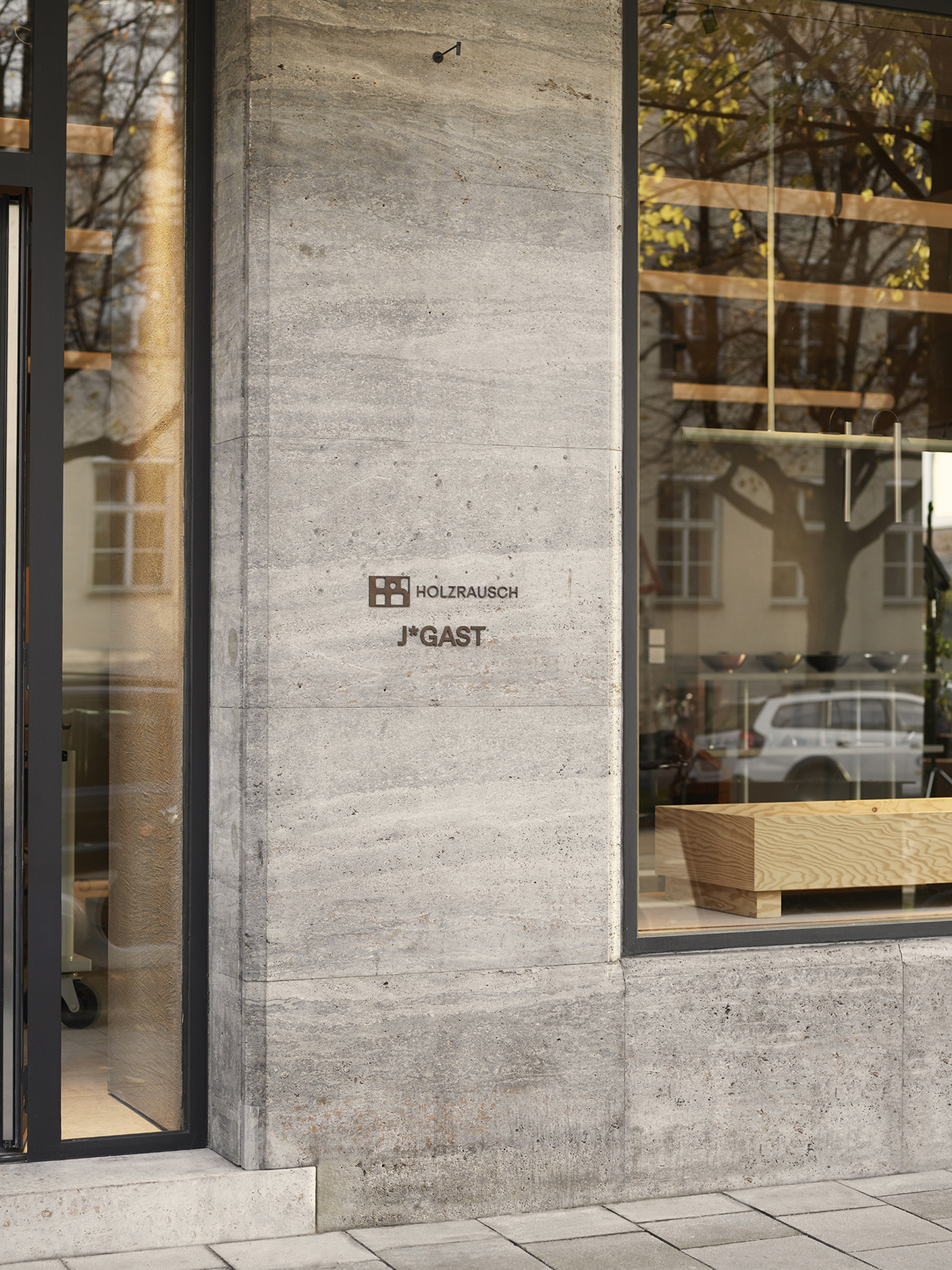 Image gallery Holzrausch studio visit in Munich