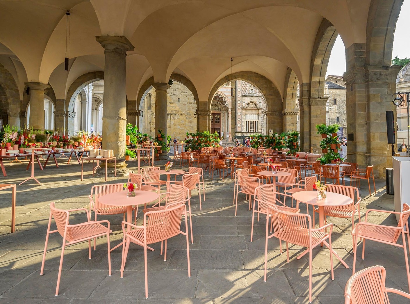 Bildergalerie Outdoor Dinner Pedrali in Bergamo