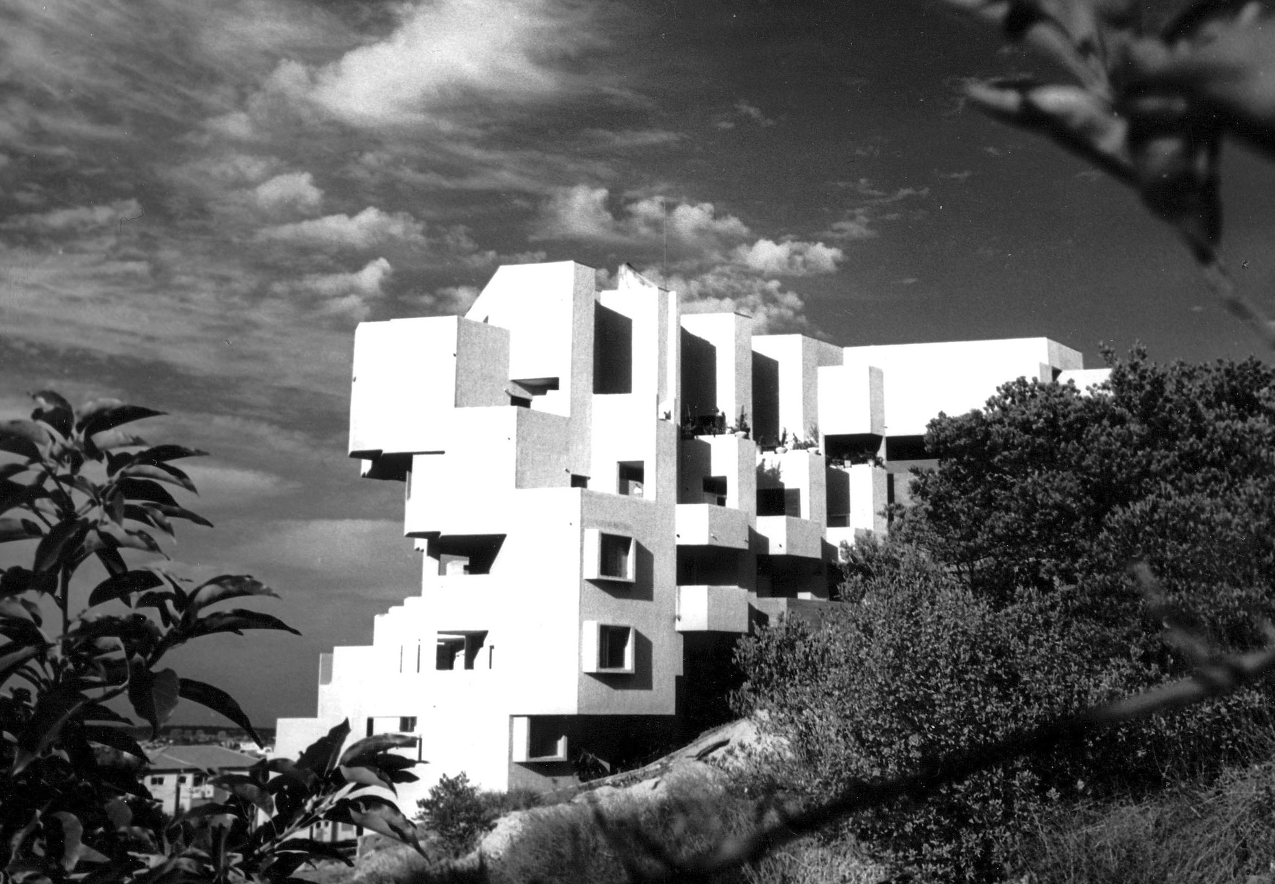 Alfred Neumann/Zvi Hecker/Eldar Sharon: Haus Dubiner, Ramat Gan, 1961-1965 (aus: Rafi Segal: Space Packed: The Architecture of Alfred Neumann, Park Books 2017)