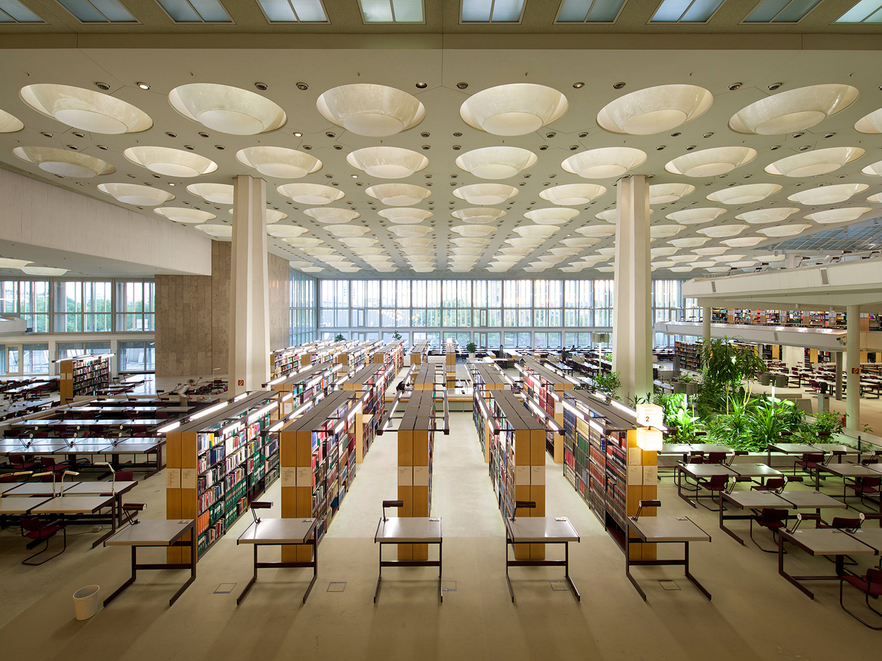 Staatsbibliothek Berlin (mit Edgar Wisniewski), Berlin-Tiergarten (1964-1978), Lesesaal