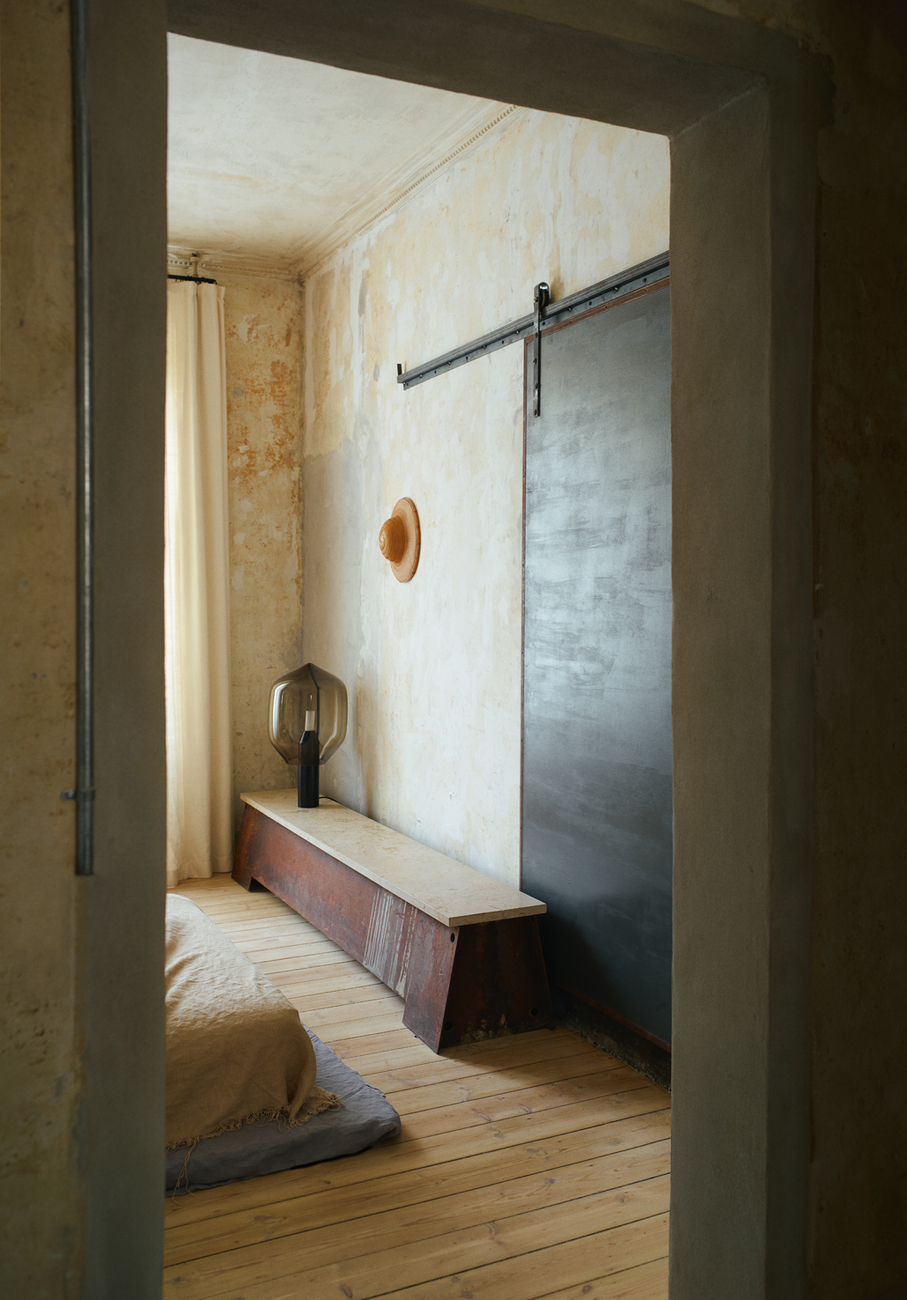Studio Apartment in Copenhagen by Niels Strøyer Christophersen