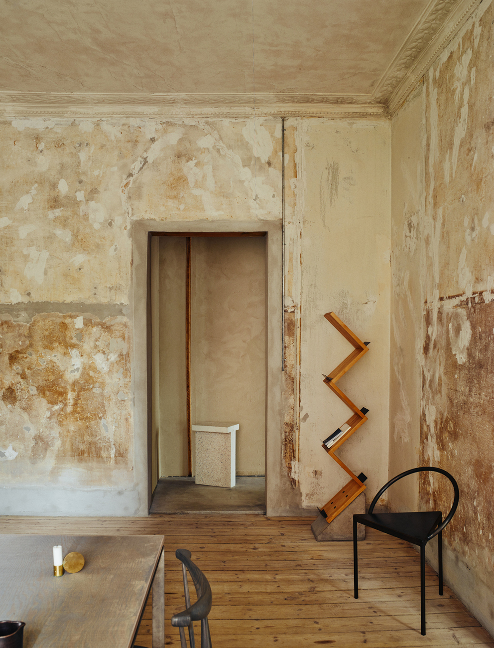 Studio Apartment in Copenhagen by Niels Strøyer Christophersen