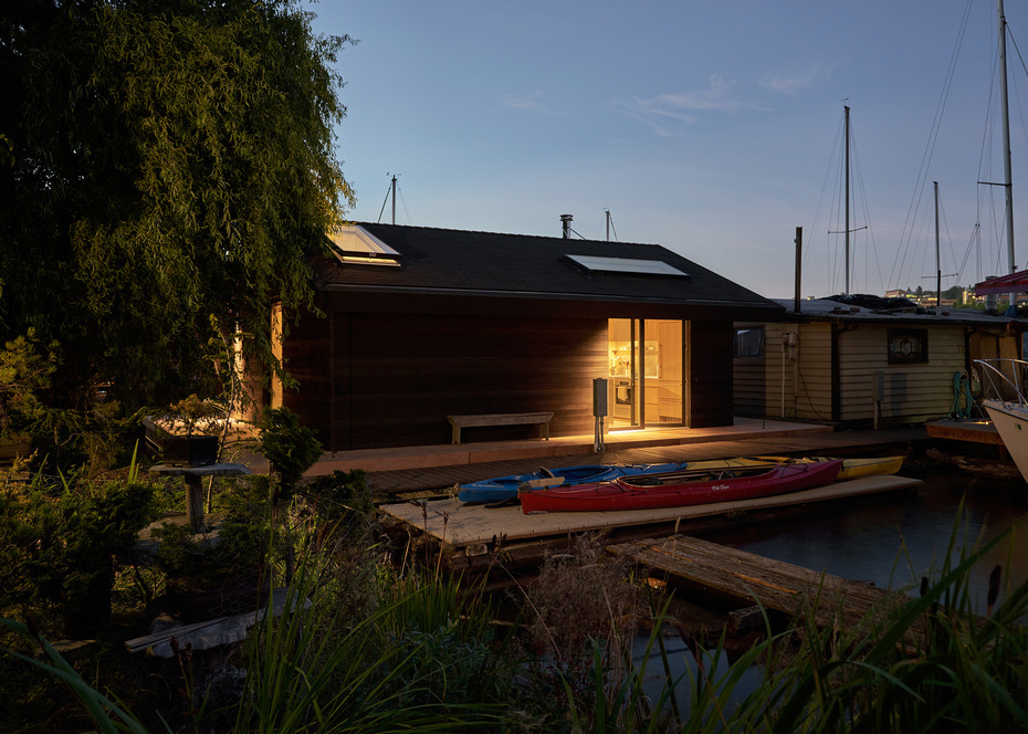 Image gallery "Portage Bay Float Home" by Studio DIAA