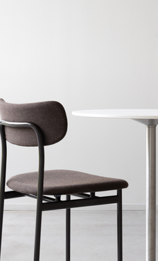 Magis motta chair ambient detail SD1680 brown gabriel mood 2102 passepartout table polished white 01 lr