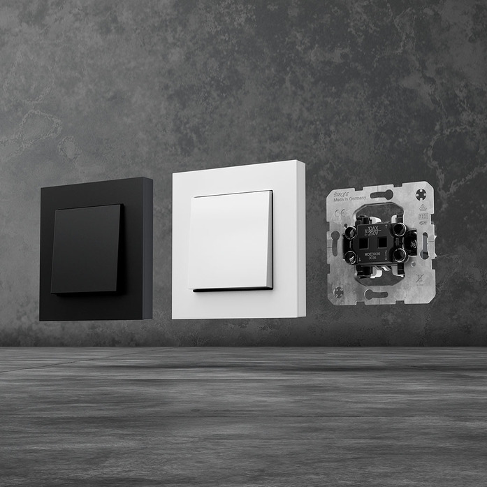 Hager lifestyle pic 007 a8 black white wde3036 12 2025 squ