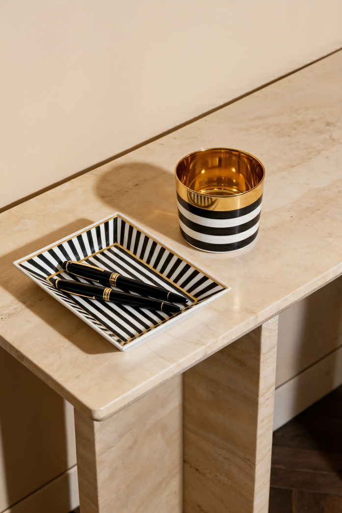Lost and Found Cad Oro Still 01