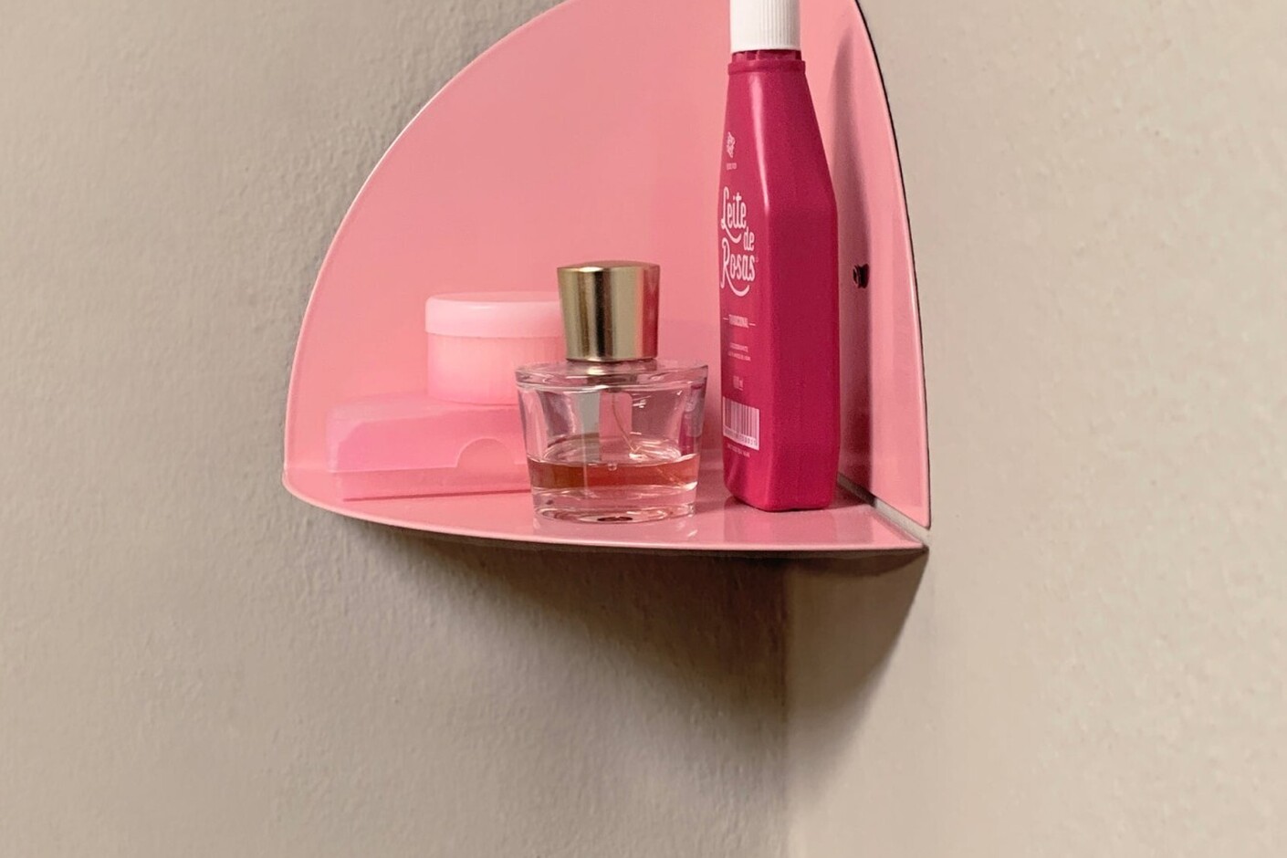 Eckregal Buchstütze Rosa