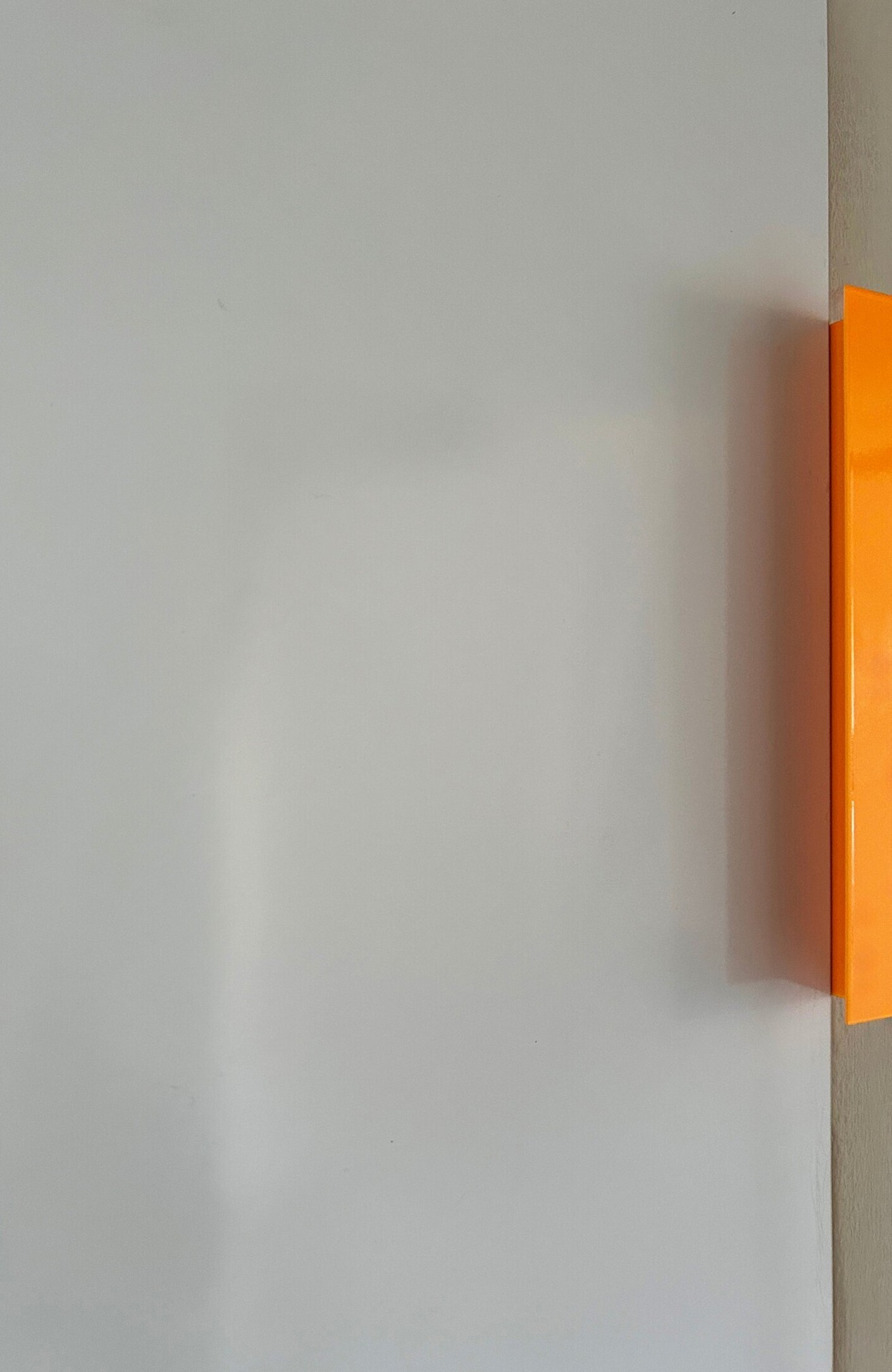 Kolor handle02 furniture mobelgriff schublade neonorange leuchtorange 02 portrait 1313x2020