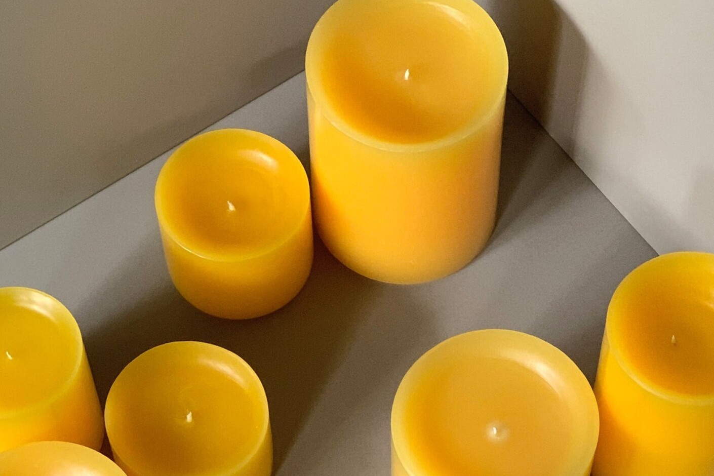 Pillar candle set orange and yellow