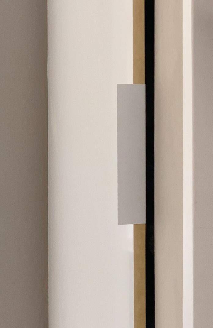 Kolor handle drawer griff white weiss 03 portrait 1313x2020