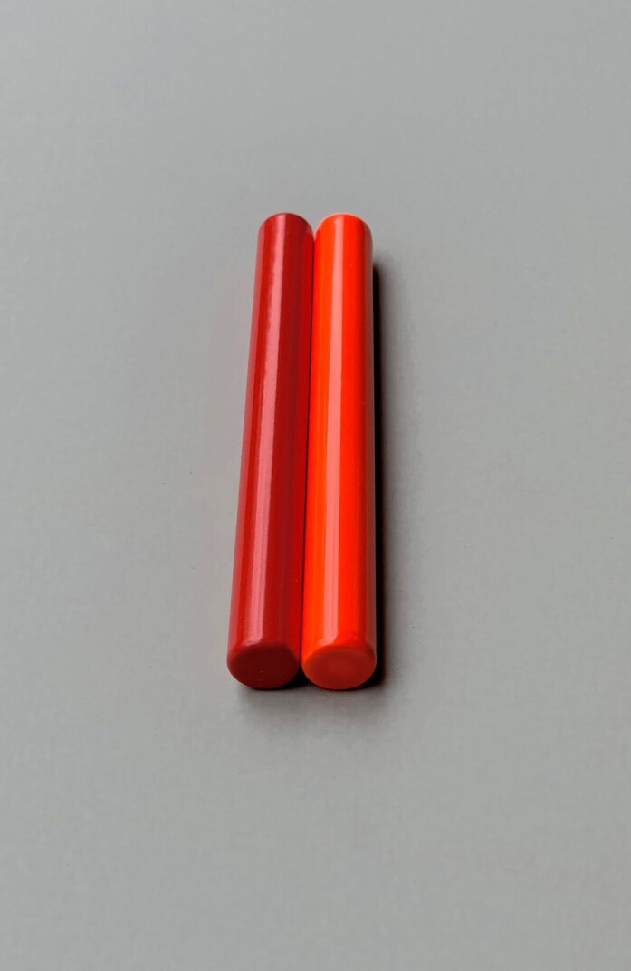 Kolor leuchtrot neonred 11 13bb0509 f7cc 43bc 91a7 9acb25628670 portrait 1313x2020