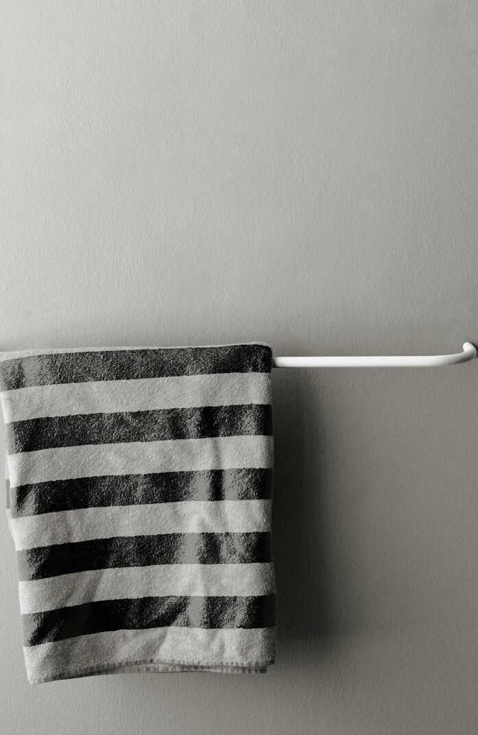 Kolor towelrail holder handtuchhalter white weiss 01 portrait 1313x2020