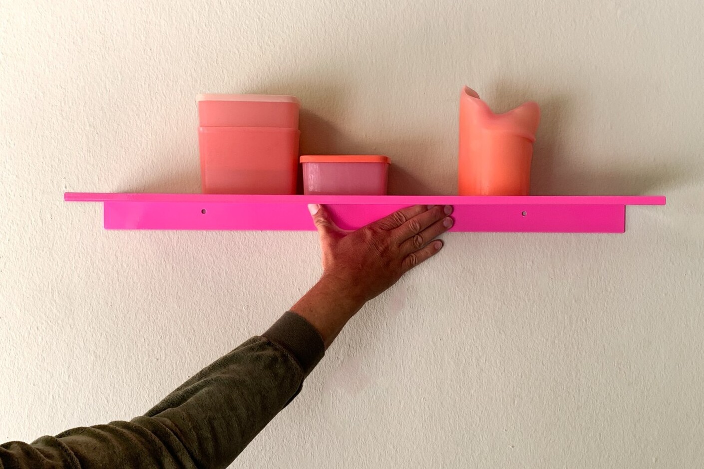 z shelf L / z shelf L neon pink