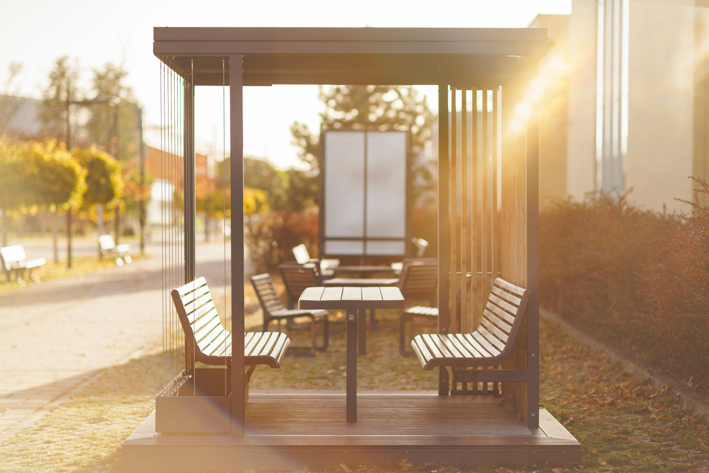 Outdoor shelters & canopies, screen