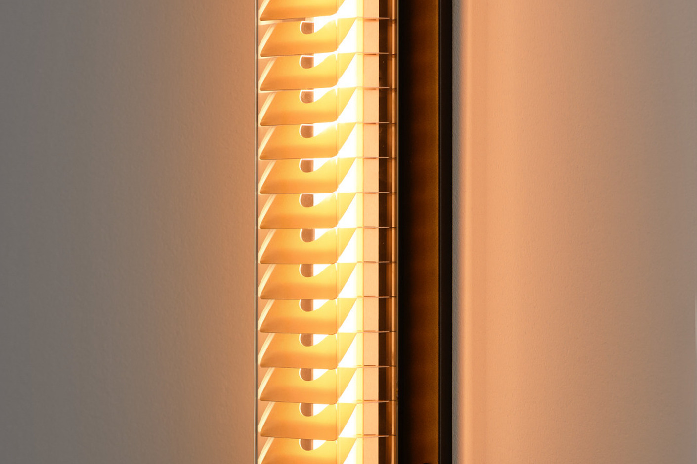 Quadratube W4, Wall lamp