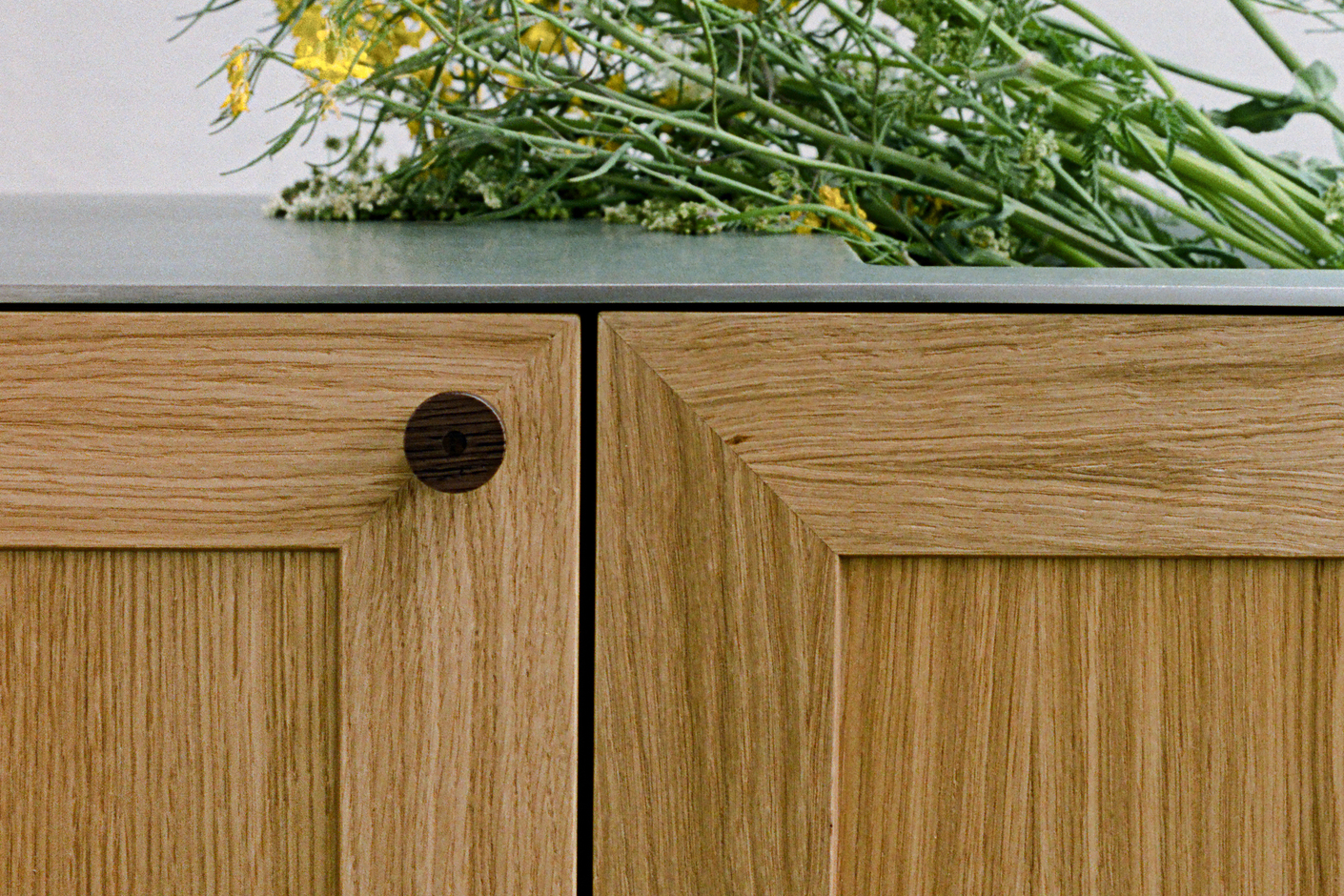 Atelier Collection Wood handles