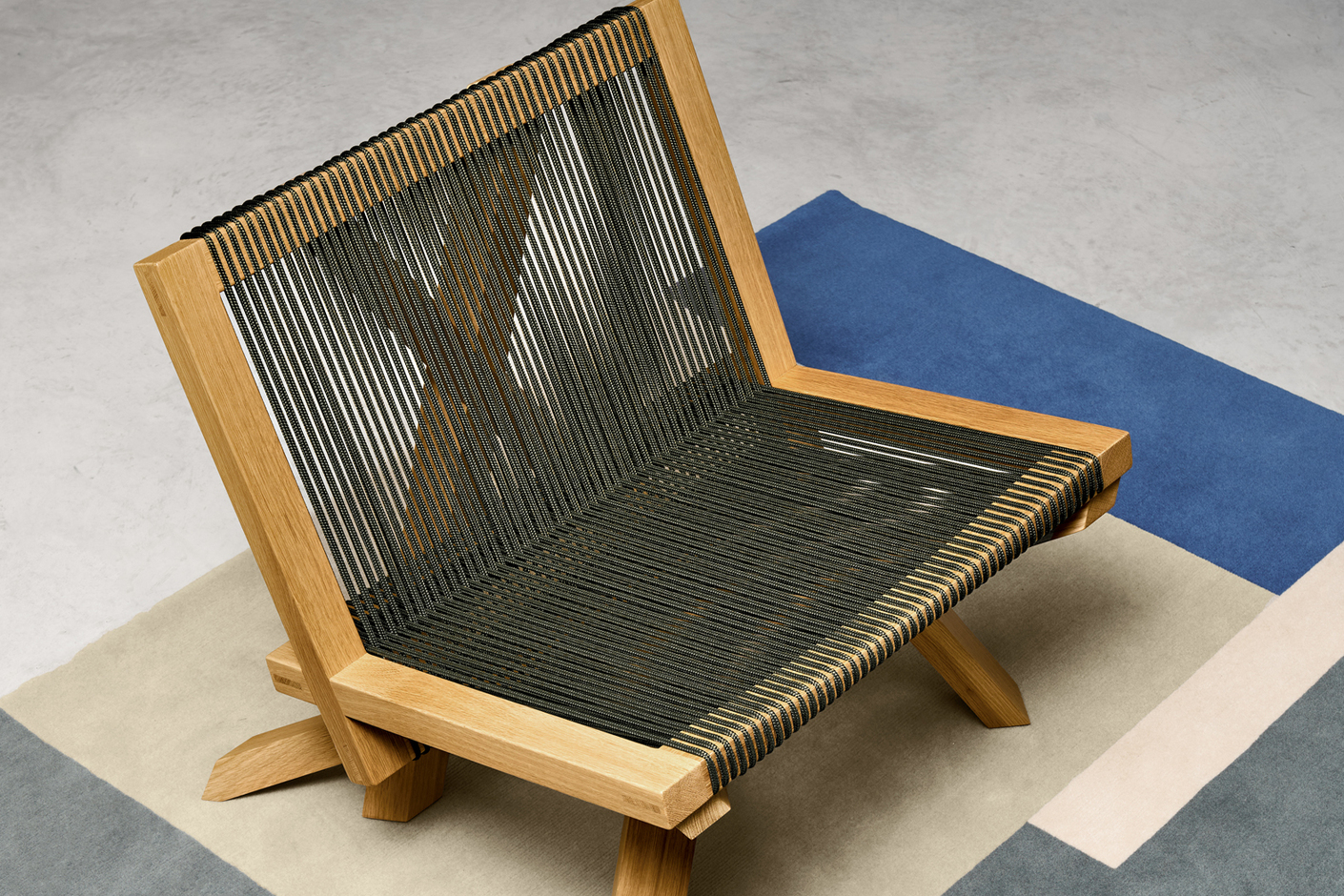 Volkshaus Lounge Chair