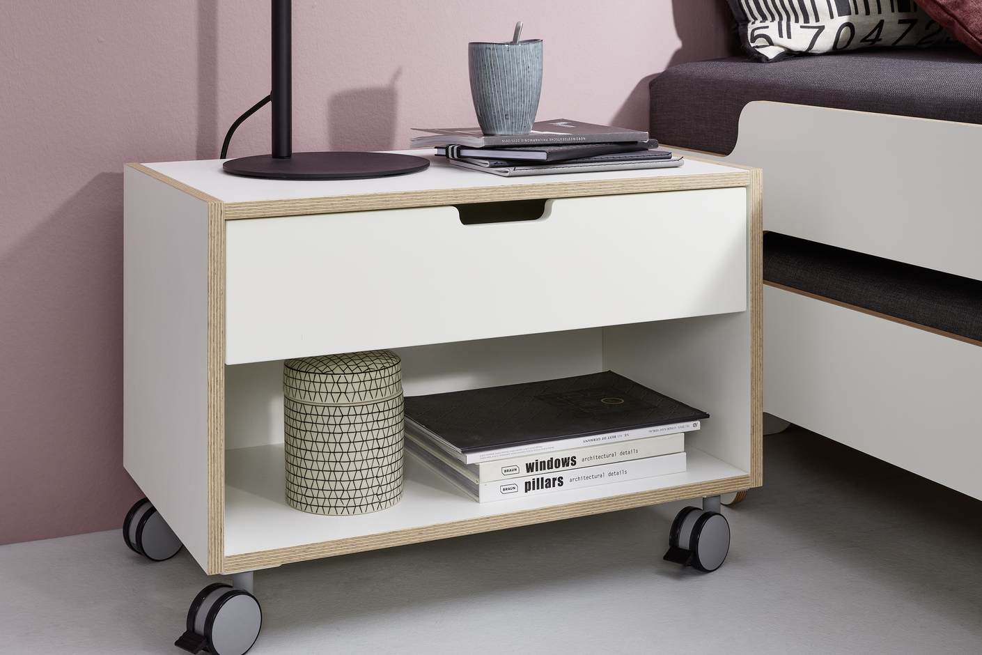 Nachttischschrank