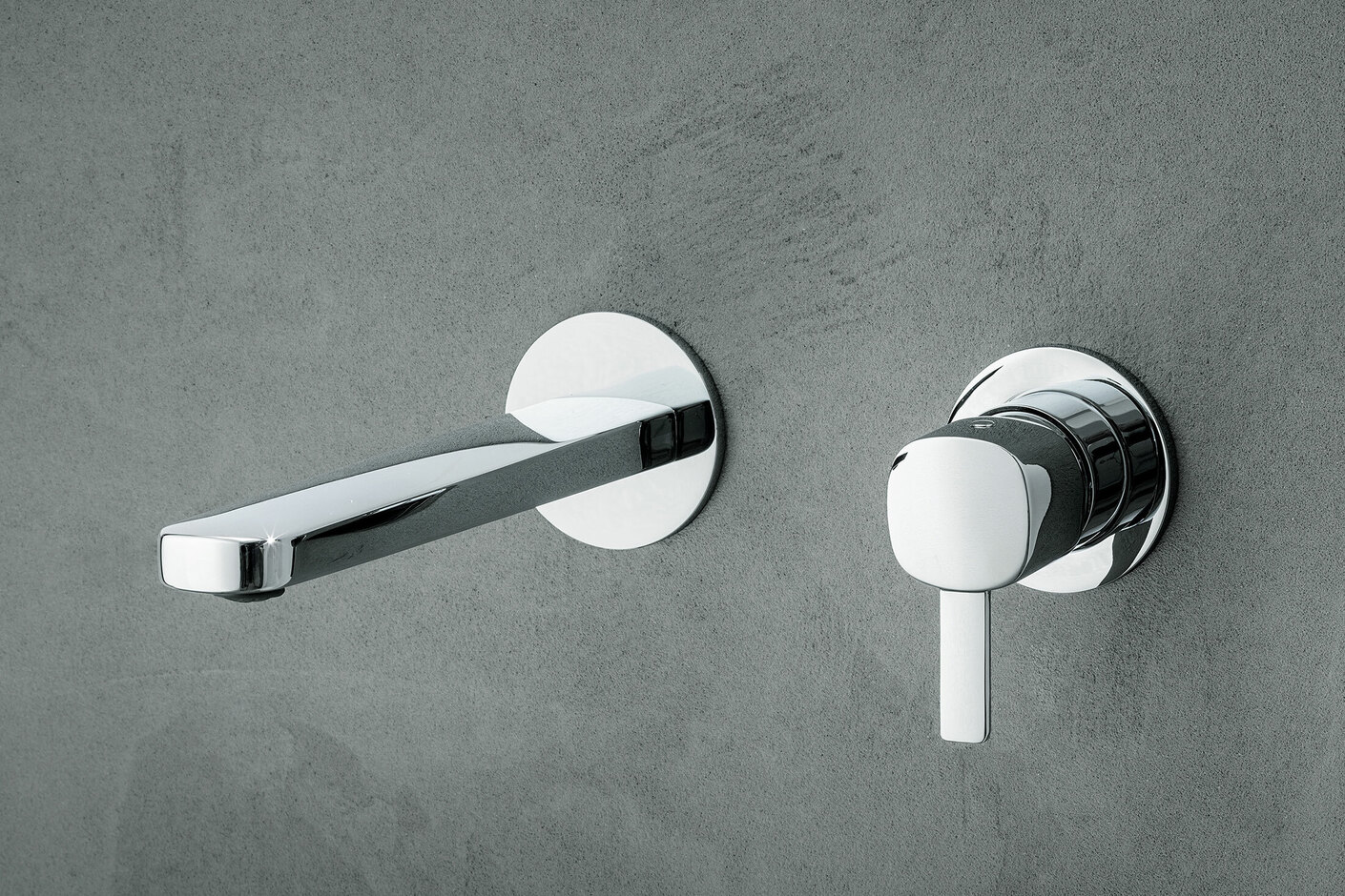 LAMÉ Wall-mount washbasin mixer