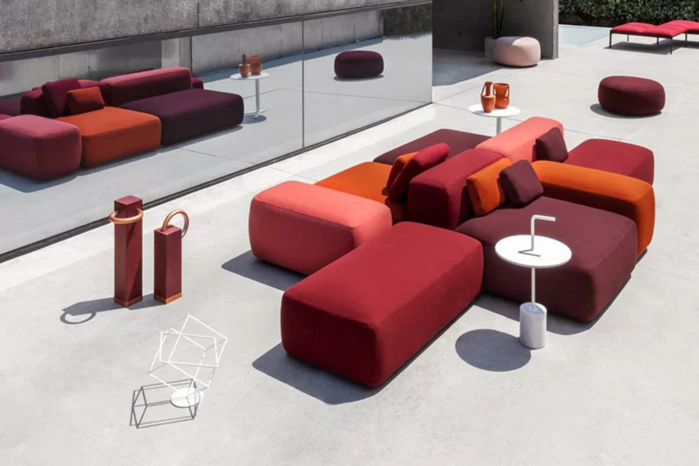 PLUS outdoor island sofa