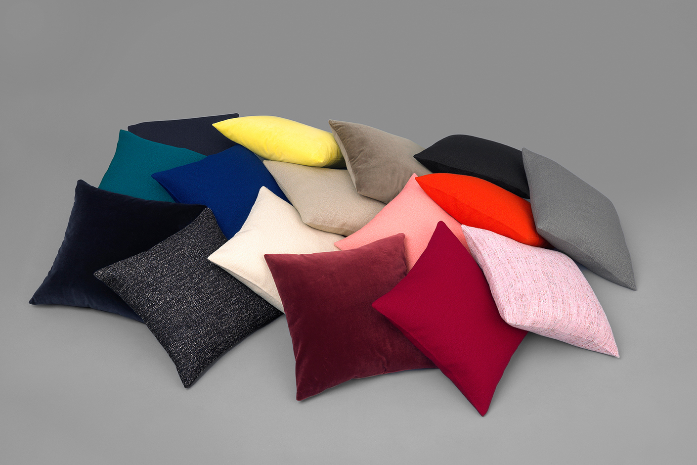 CUSHION SQUARE
