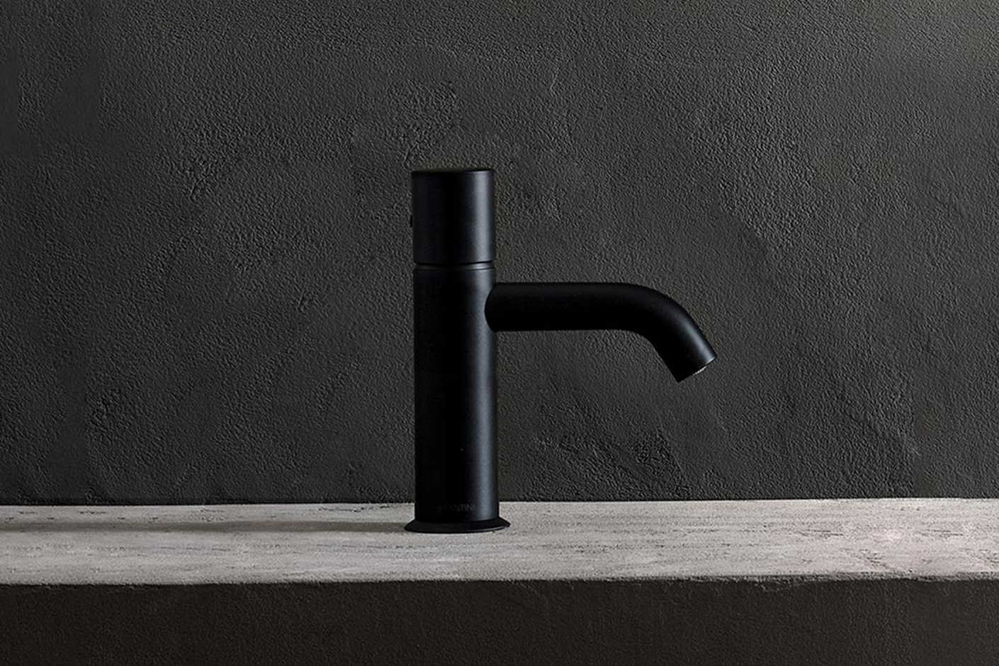 NOSTROMO Single-hole washbasin mixer