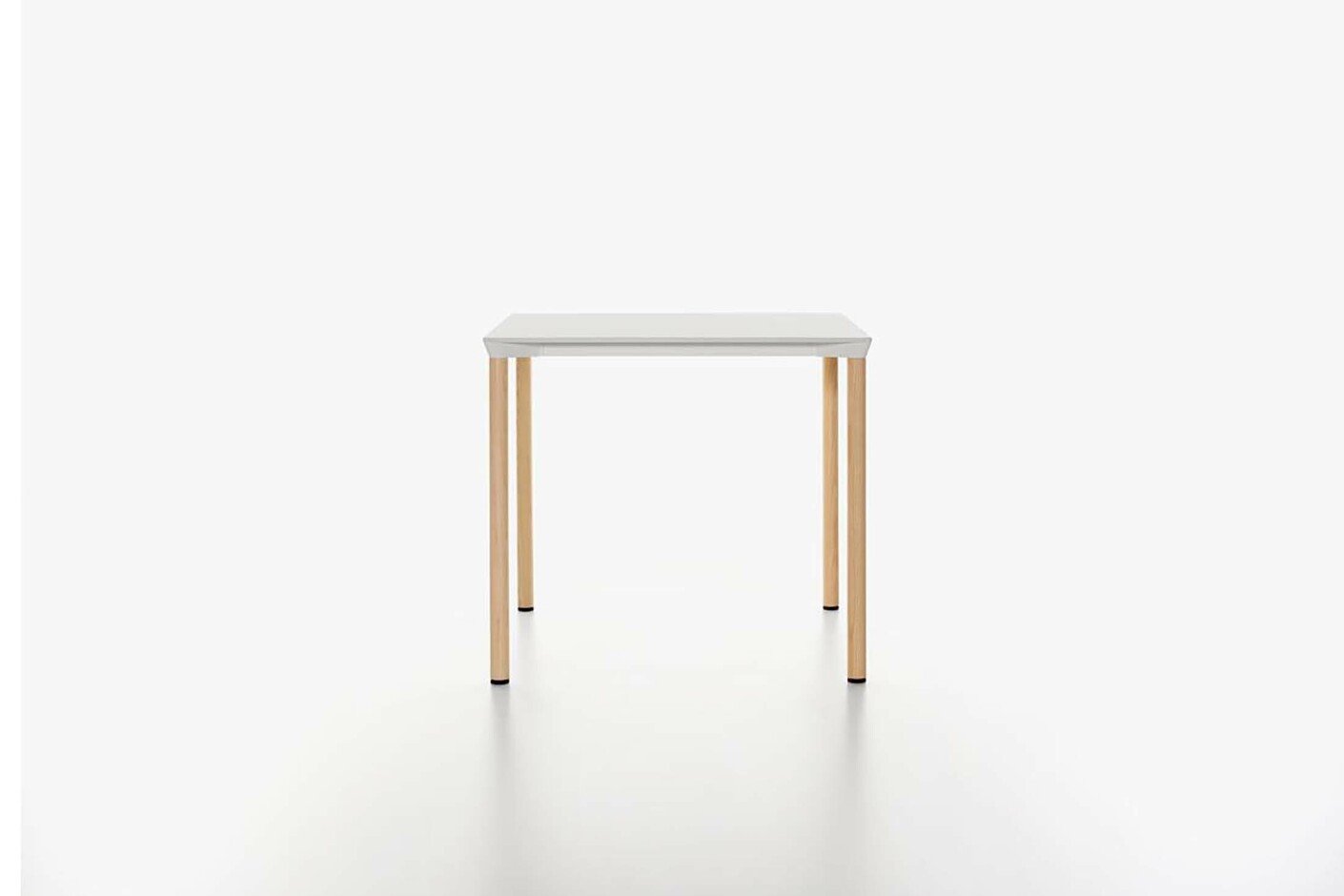 Monza table square