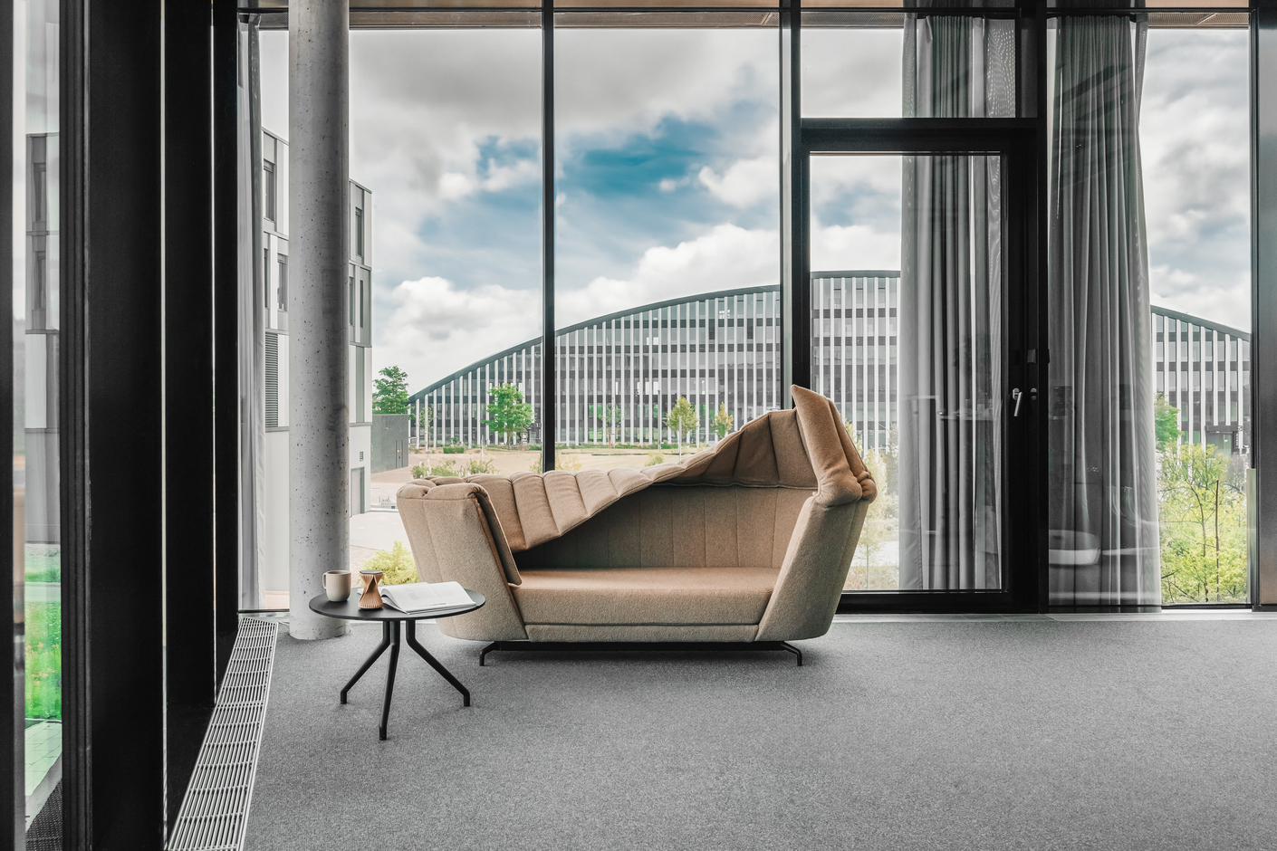 W-Lounge Nesting sofa
