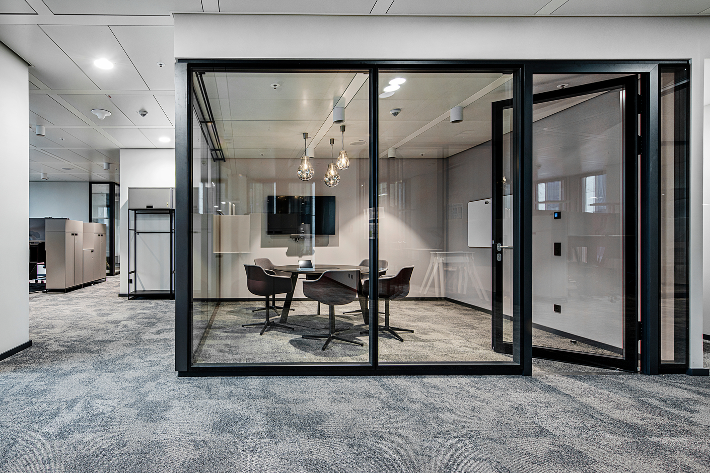 Glass partition Lindner Life