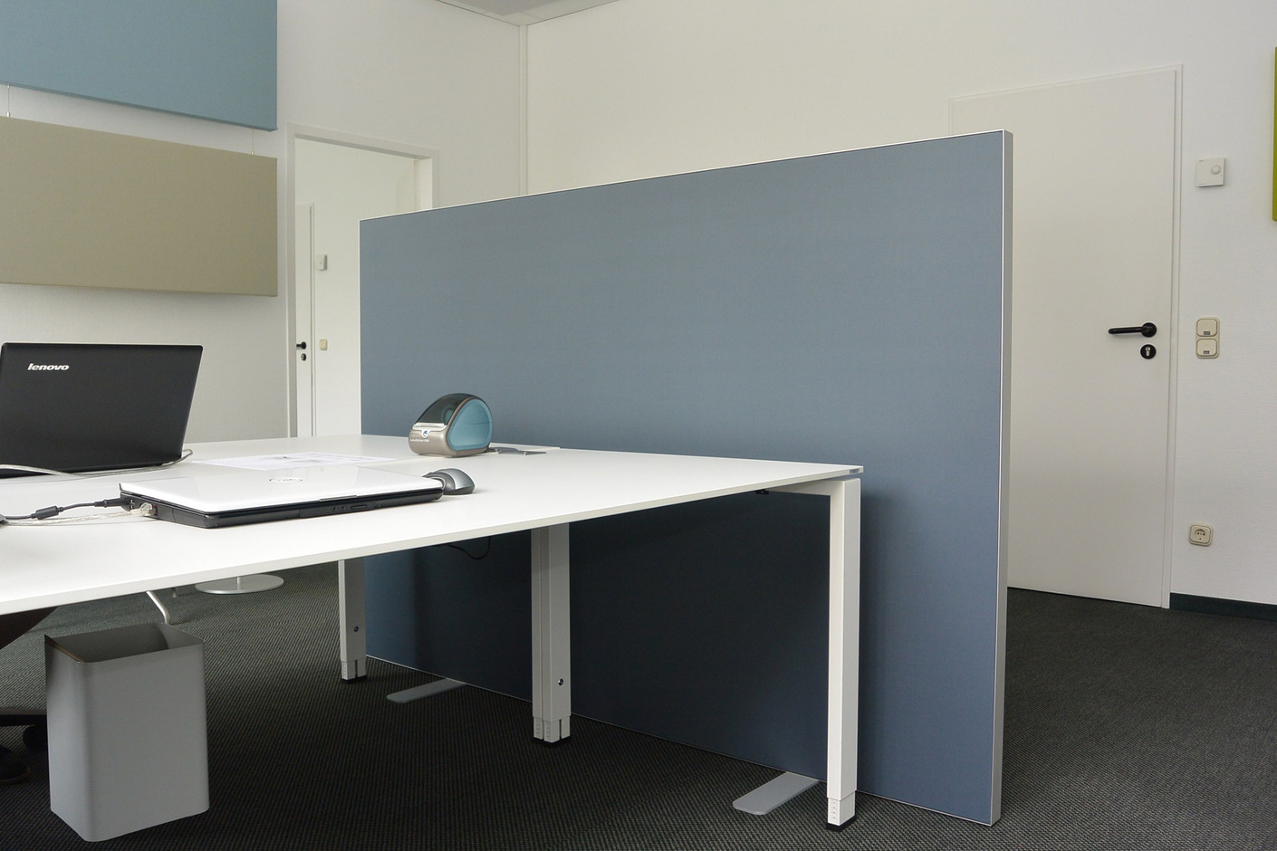 AluFrame Picture & Fabric partition