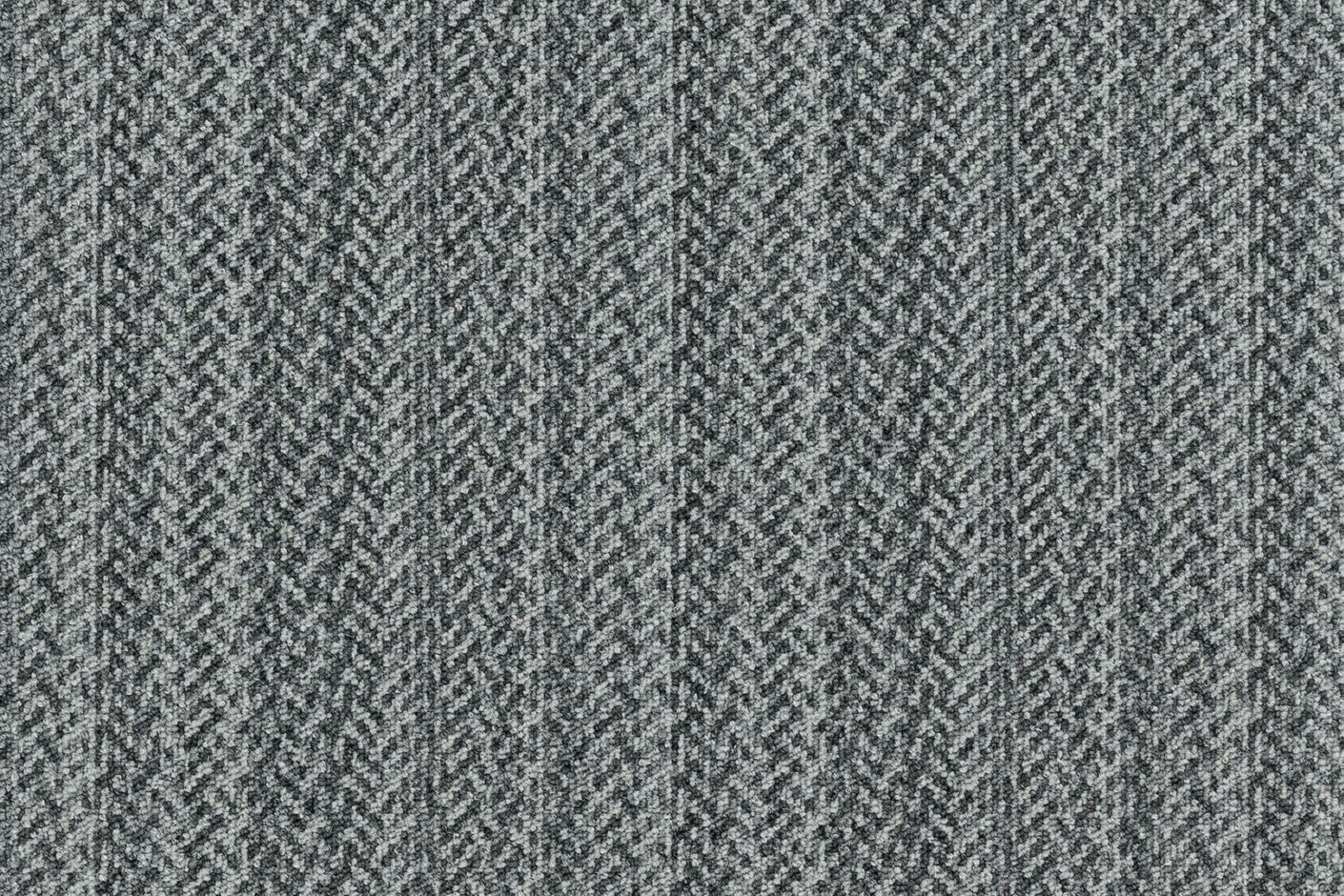 Blurred Edge 559