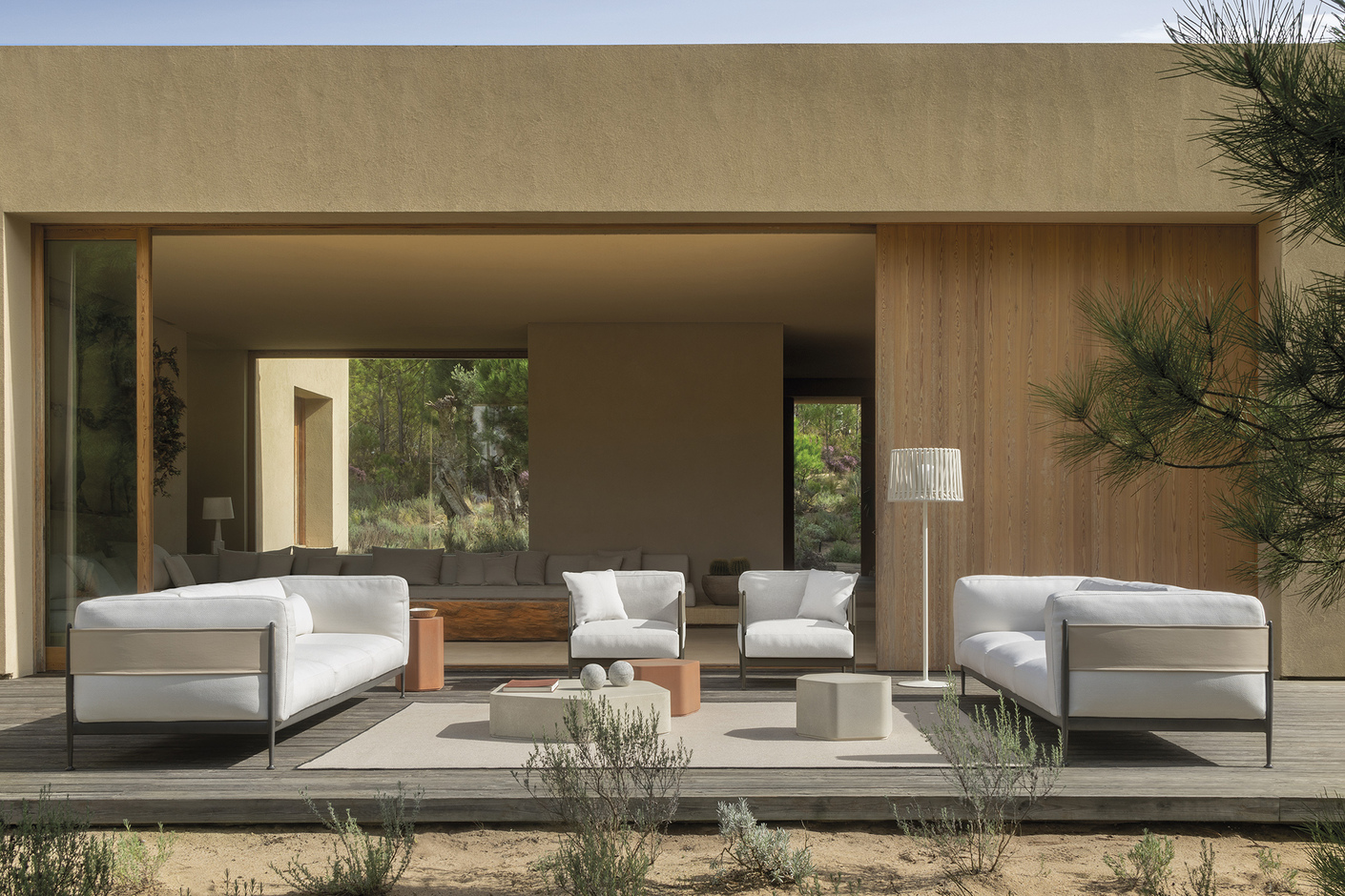Obi  XL Sofa C064
