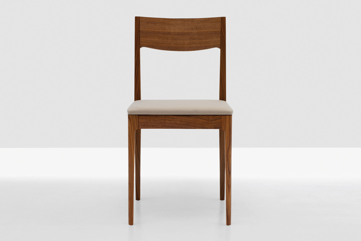 Calu – Close upholstery