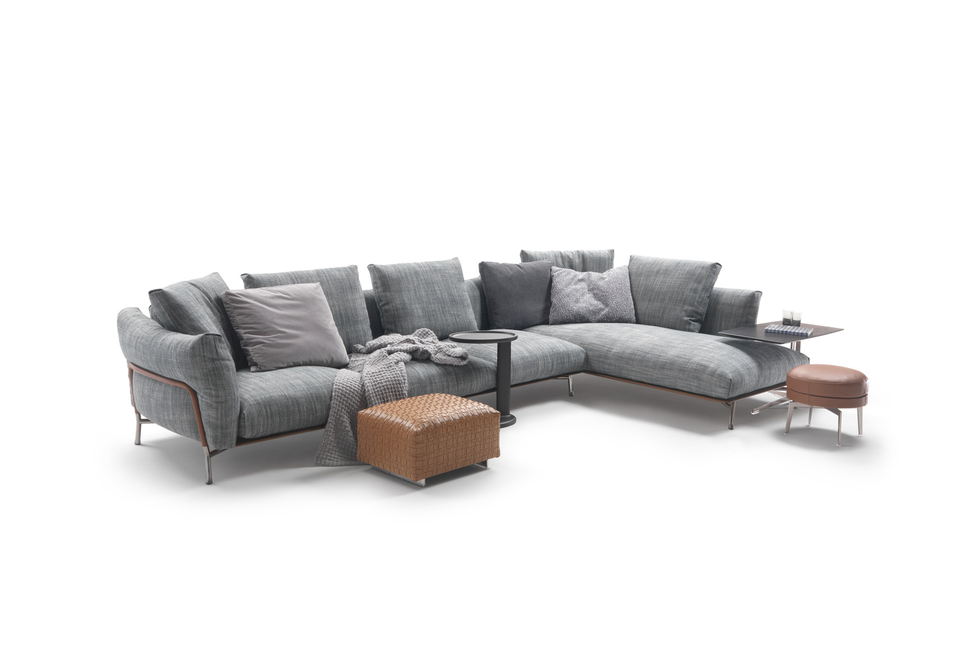 Ambroeus sectional sofa
