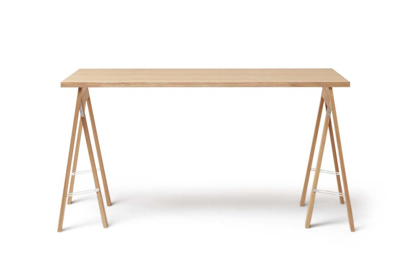 Famp R Linear Tabletop 125x68 White Oak top white oak trestle front